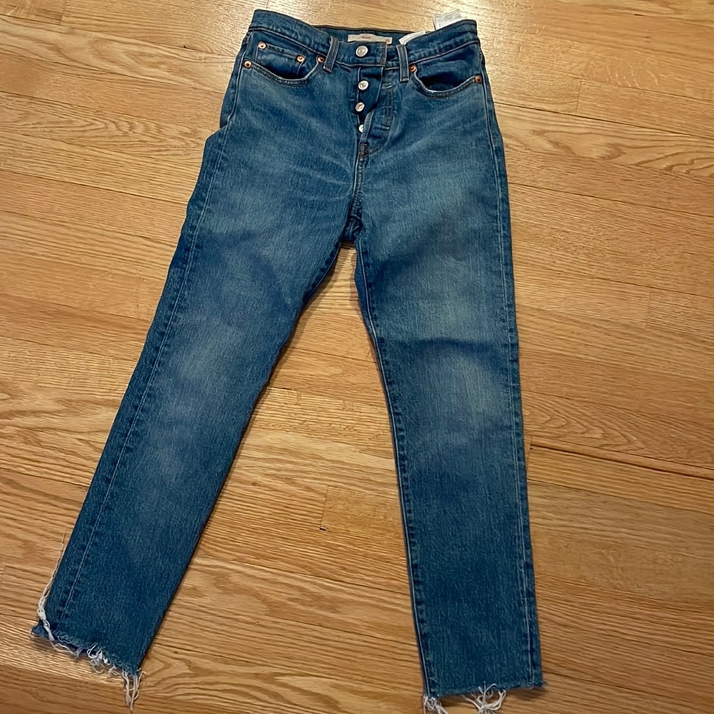 Levi’s wedgie